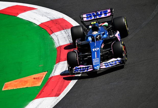 (Rudy Carezzevoli/Getty Images)