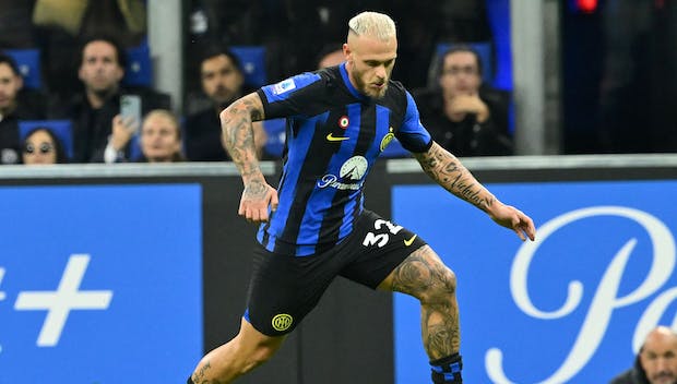MILAN, ITALY - OCTOBER 29: Federico Dimarco of FC Internazionale in action during the Serie A TIM match between FC Internazionale and AS Roma at Stadio Giuseppe Meazza on October 29, 2023 in Milan, Italy. (Photo by